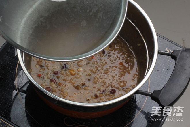 Jujube and Lotus Seed Porridge Suitable Season to Drink Suitable Porridge recipe