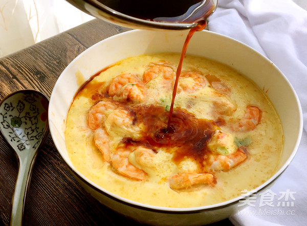 Shrimp, Seasonal Vegetable and Egg Soup recipe