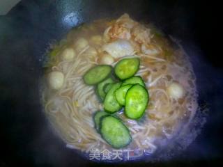 #快手懒人饭#sea Rice Chicken Ball Noodle recipe