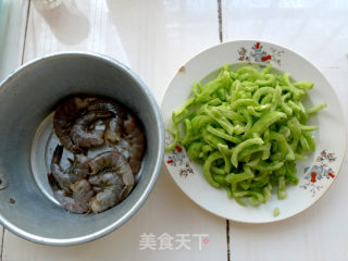 Snake Gourd Fried Prawns recipe