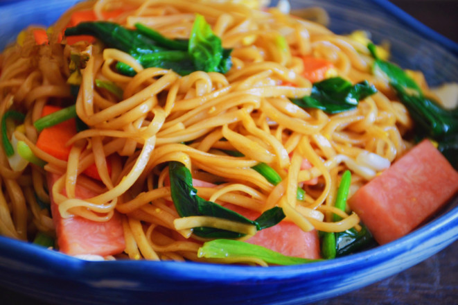 Fried Noodles with Ham recipe