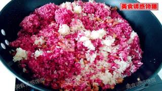 Colored Sticky Rice with Sausage recipe