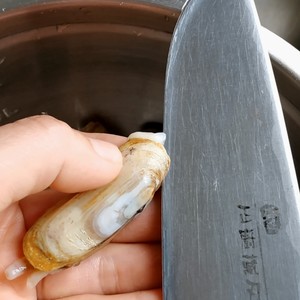 Salt-baked Razor Clams (attached: Method of Washing Razor Clams) recipe