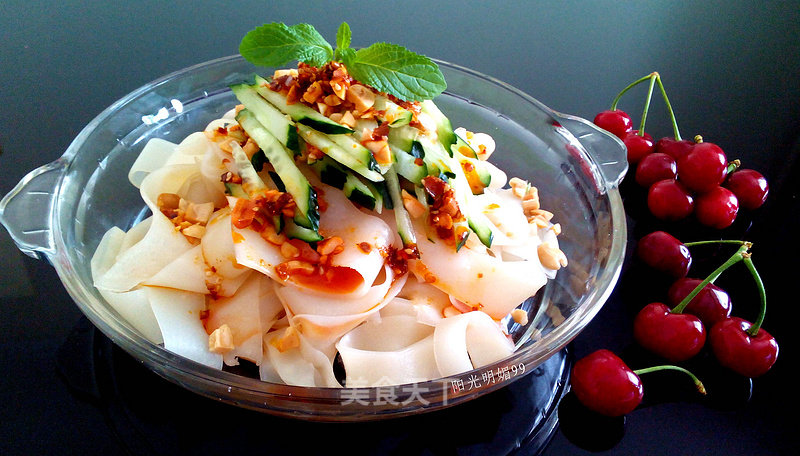 #aca烤明星大赛# Refreshing Liangpi (no-failure for No-washing Noodles) recipe