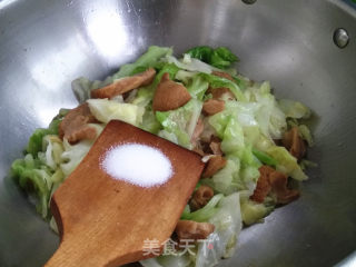 Stewed Cabbage with Hericium recipe