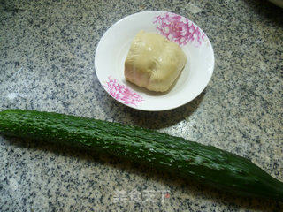 Vegetarian Chicken with Cucumber recipe