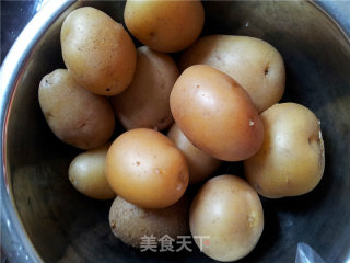 Pan-fried Baby Potatoes recipe