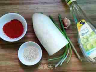 Hot and Sour Shredded Radish recipe