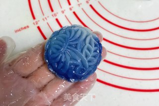 Blue and White Porcelain Snowy Mooncake recipe