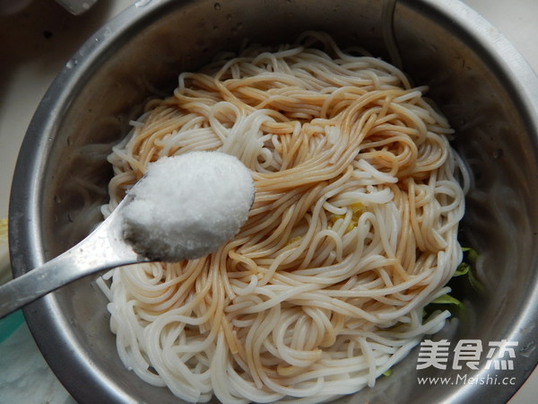 Cold Rice Noodles recipe