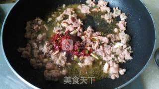 Sour Cowpeas with Minced Meat recipe