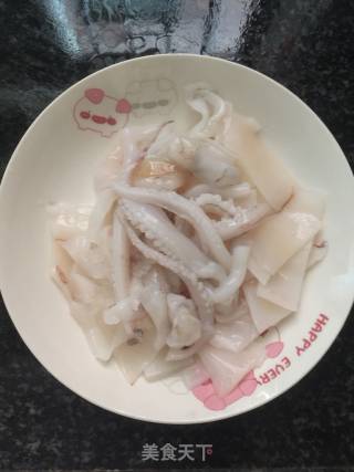 Fried Squid with Chives recipe