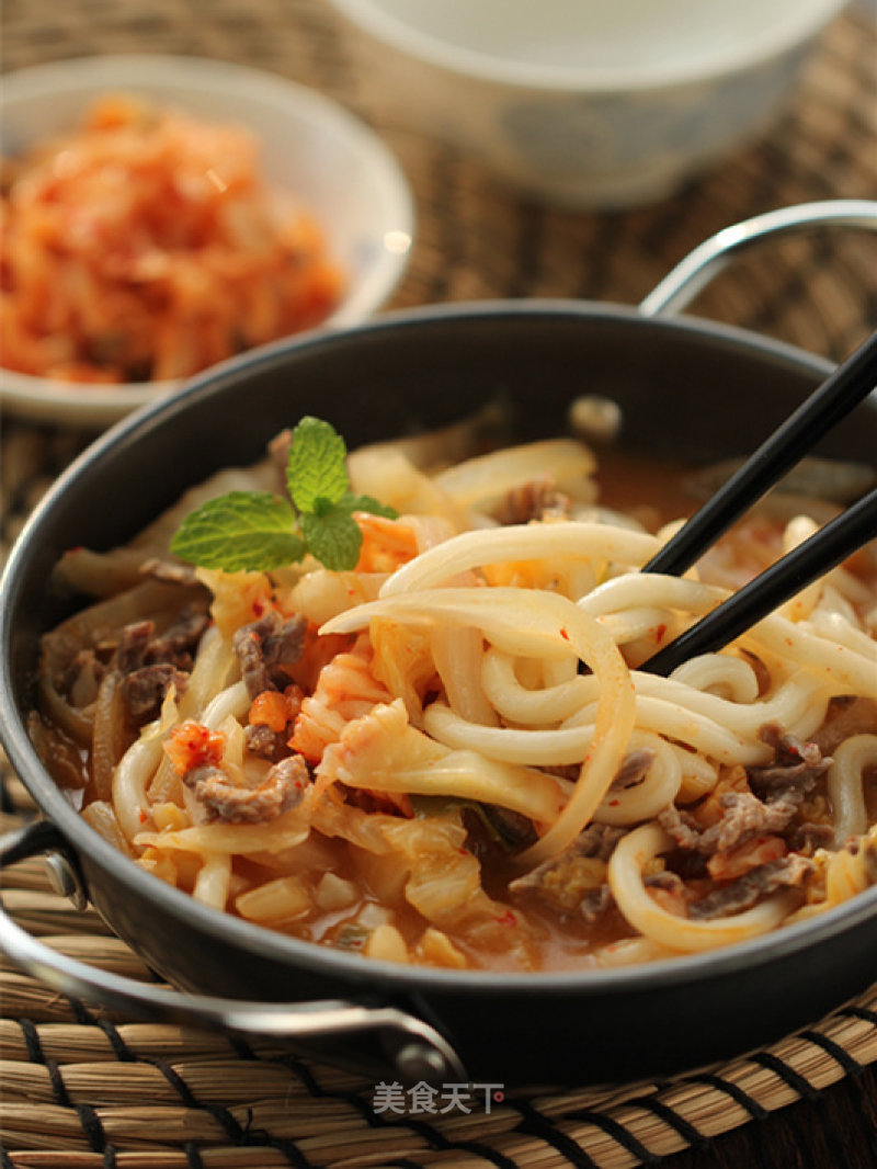 Kimchi Beef Udon Noodles recipe