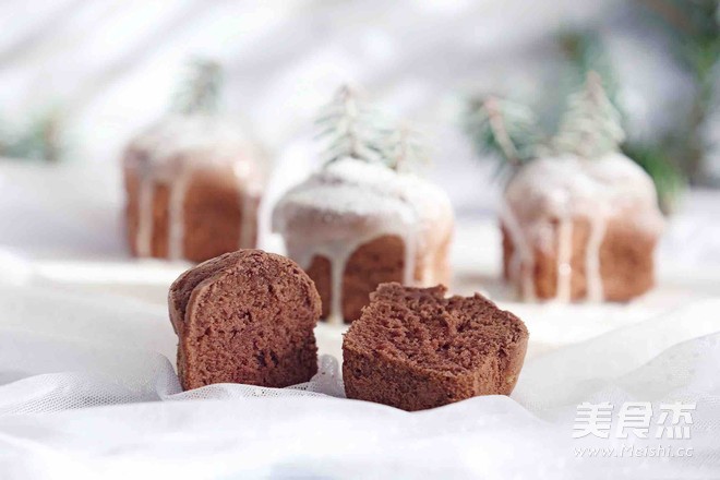 Christmas Cocoa Cupcakes recipe