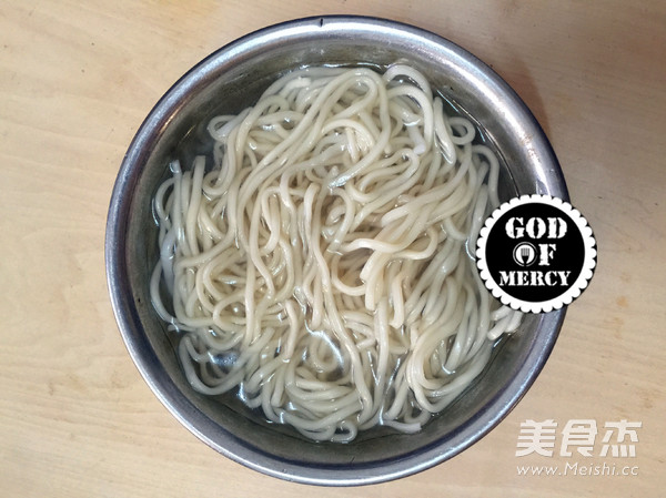 Inheriting Mother's Handmade Noodles-rich and Powerful Soup and Pork Noodles recipe