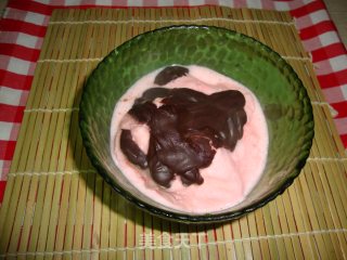 Simple Version of Strawberry Ice Cream recipe