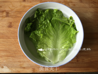 Sour Melon Chicken Salad recipe