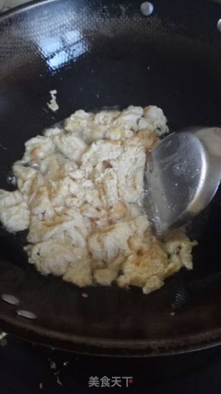 Scrambled Eggs with Tomatoes recipe