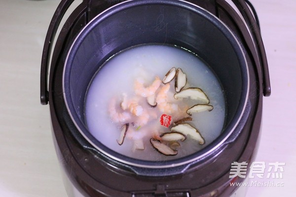 Shrimp and Mushroom Congee recipe