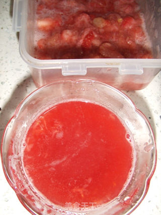 Commemorating The First Anniversary---strawberry Frozen Cheese recipe