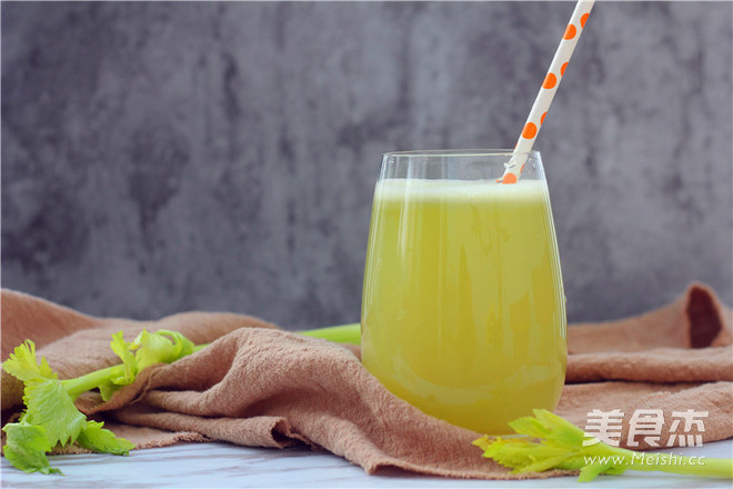 Celery and Sydney Juice recipe