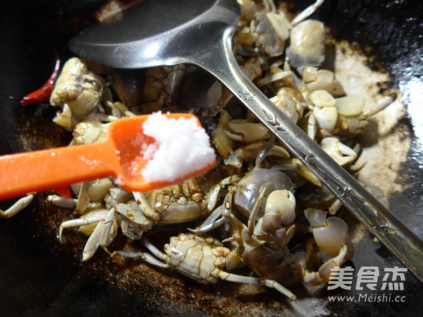 Stir-fried White Jade Crab recipe