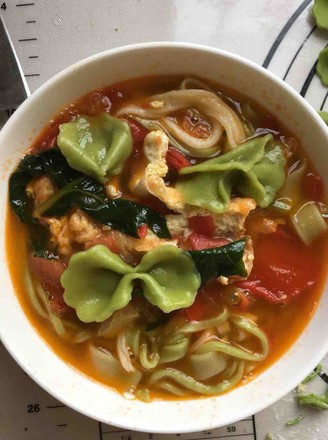 Tomato and Egg Colored Noodles recipe