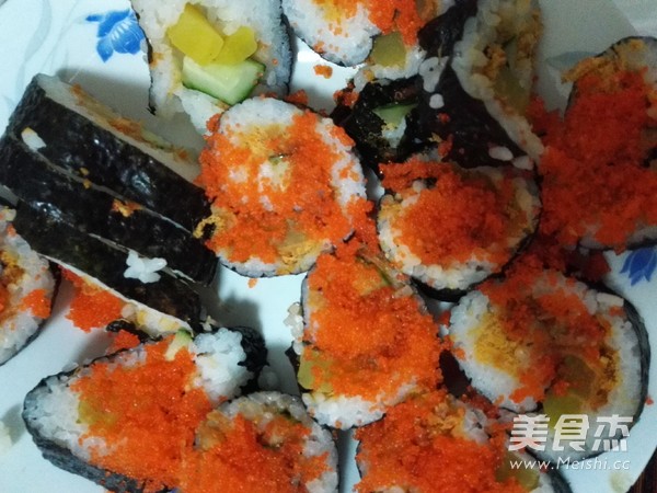Multi Spring Fish Roe Sushi Roll recipe