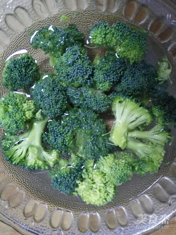 Broccoli Salad recipe