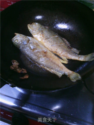 Pan-fried Cucumber Fish recipe