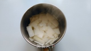 Stir-fried Bacon with Green Garlic and Bamboo Shoots recipe