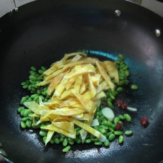 Edamame Scrambled Eggs-----home-made Simple and Nutritious Food recipe