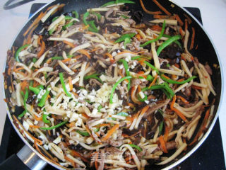 Shredded Pork with Oyster Mushroom recipe