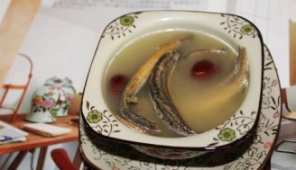 Red Date Loach Soup