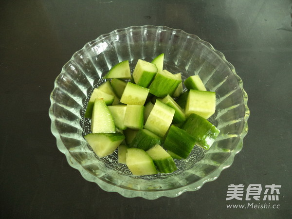 Cucumber and Pear Juice recipe