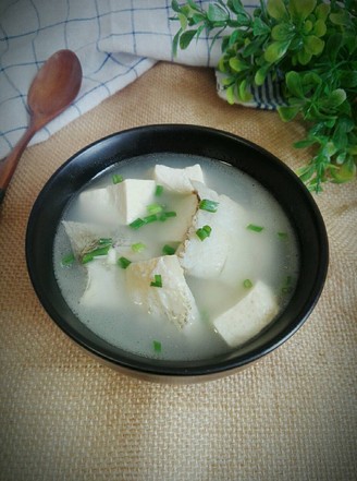 Perch Bone Tofu Soup recipe