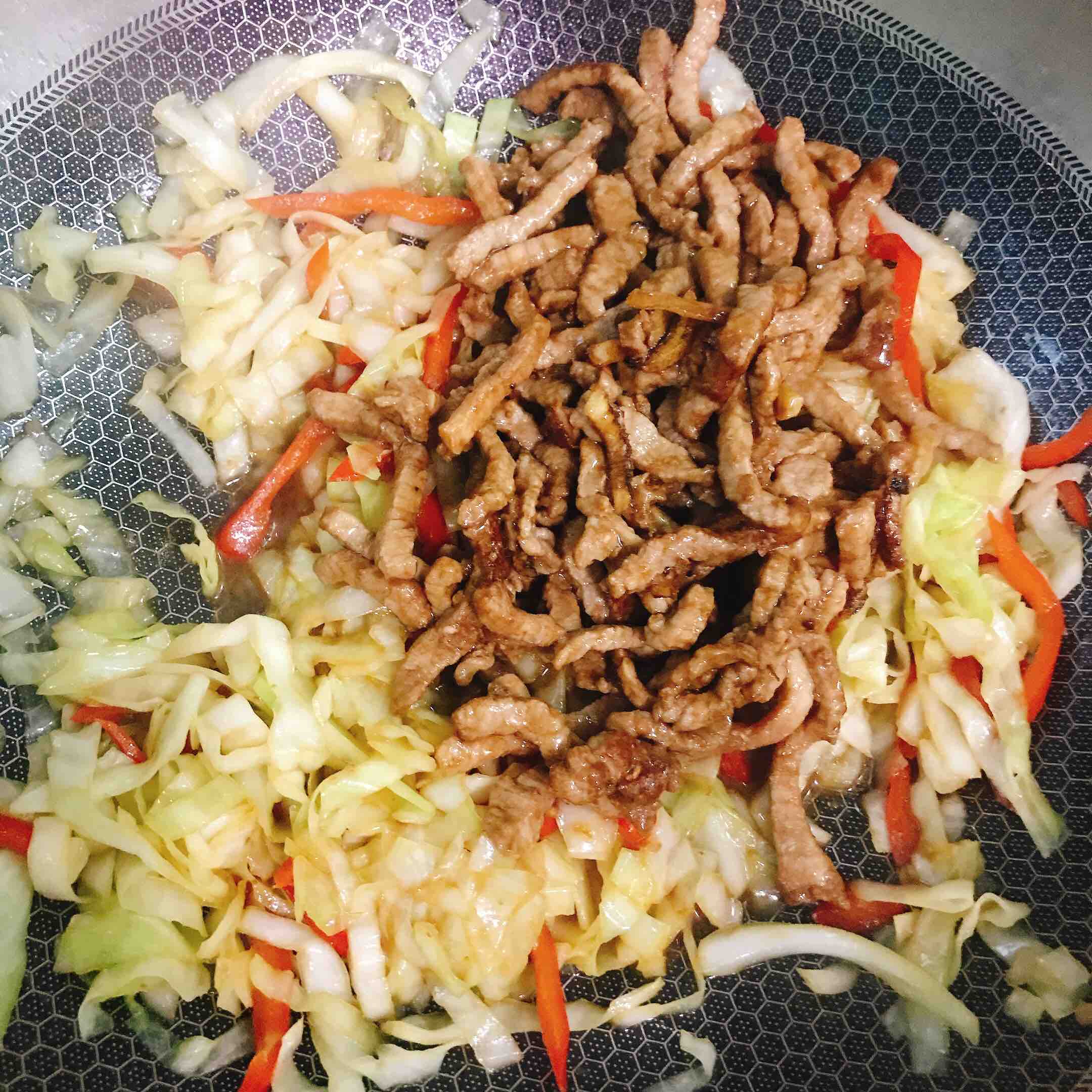 Stir-fried Shredded Pork with Cabbage recipe