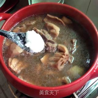 Squid with Lotus Root and Bone Soup recipe