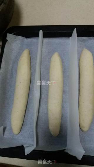 #柏翠大赛# Breakfast Diversified Whole Wheat Baguette recipe