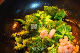 Stir-fried Shrimp with Broccoli recipe