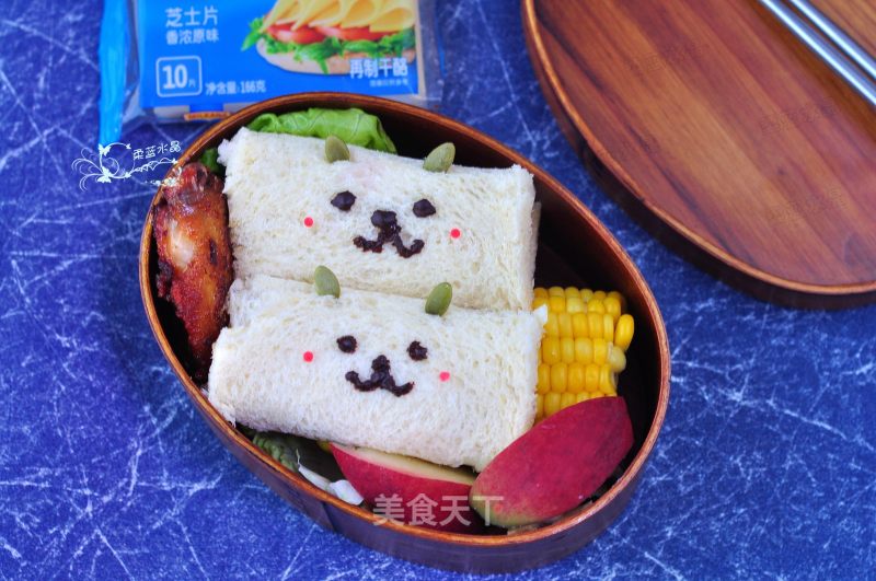 Cute Rabbit Mango Sandwich Bento