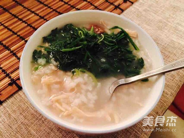 Chestnut Shredded Chicken Porridge with Wild Vegetables recipe