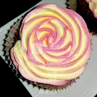 #aca烤明星大赛#rose Cupcakes recipe