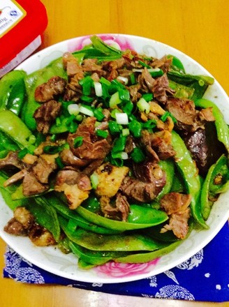 Fried Kidney Beans with Snow Peas recipe
