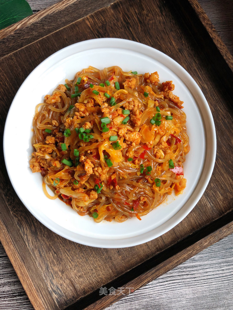 Stir-fried Vermicelli with Cabbage recipe