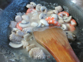 Chicken Breast and Mushroom Soup recipe