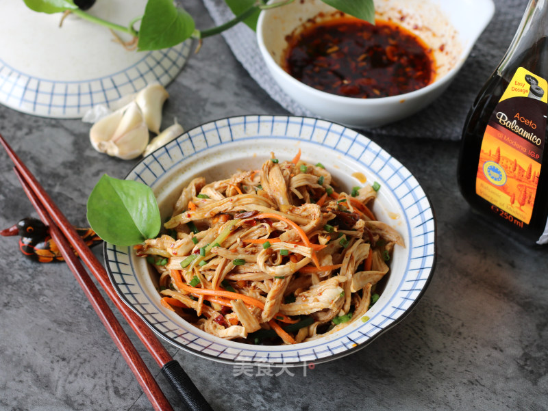Balsamic Vinegar Shredded Chicken recipe