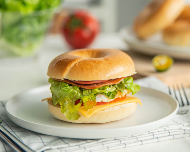 "tinrry+" Bagel Sandwich recipe