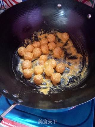 Salted Egg Yolk Potato Meatballs recipe