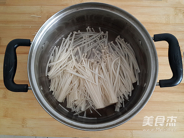 Boiled Enoki Mushroom recipe